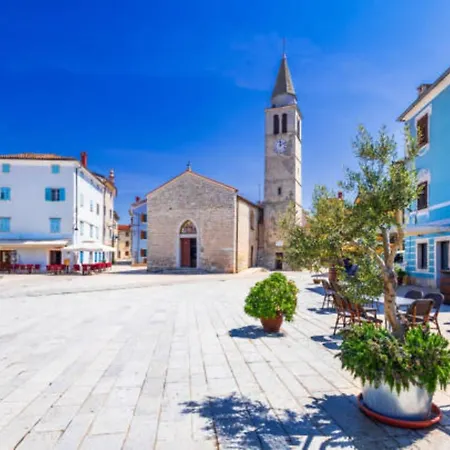 Lovely Flat Just Steps From The Fažana