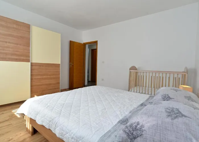 Lovely Flat Just Steps From The Apartman *