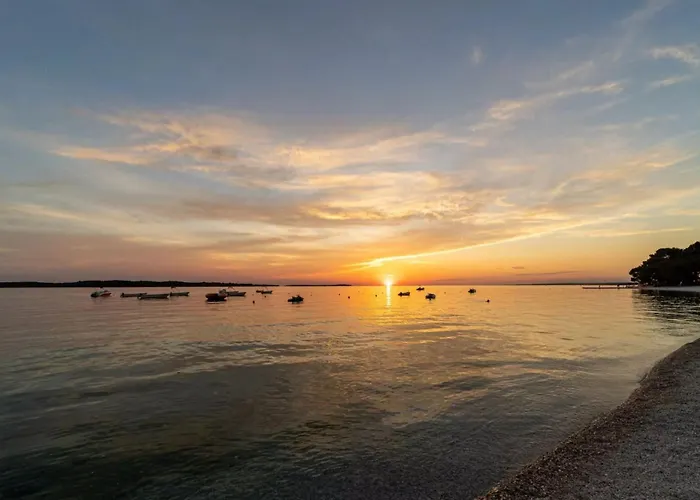 Lovely Flat Just Steps From The Apartman Fažana