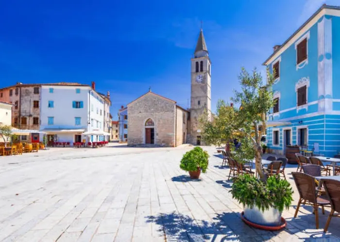 Lovely Flat Just Steps From The Fažana