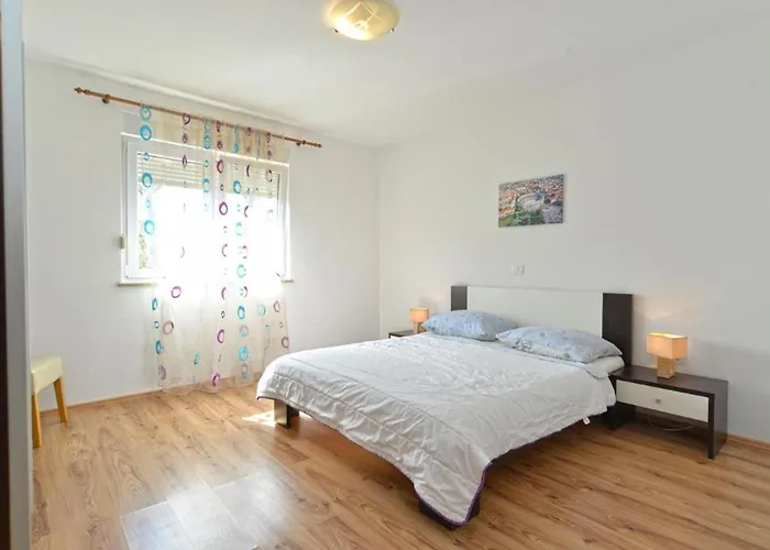 Apartman Lovely Flat Just Steps From The Fažana